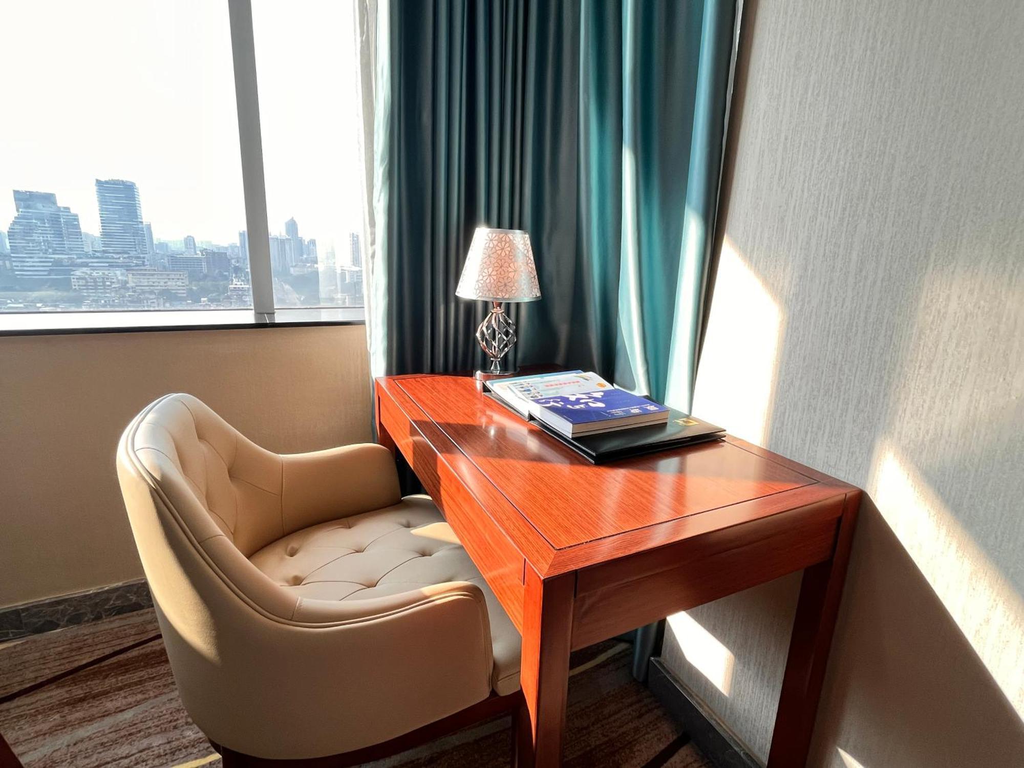 Skyline Plaza Hotel Гуанчжоу Екстер'єр фото