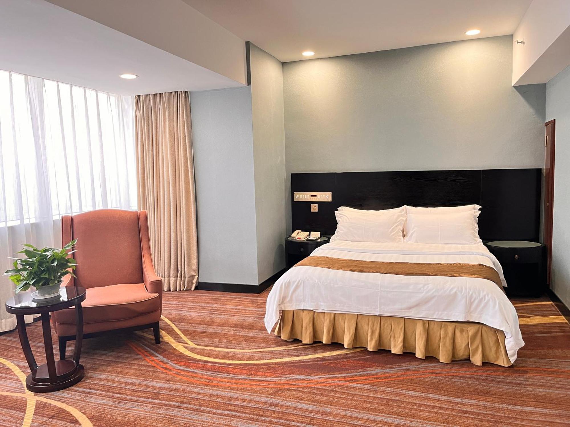 Skyline Plaza Hotel Гуанчжоу Екстер'єр фото